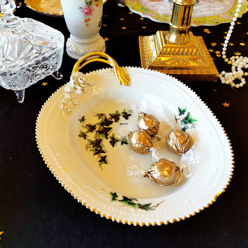 Seltene Schale mit Efeu-Dekoration Nr. xx/3541, Royal Copenhagen  chip on edge)