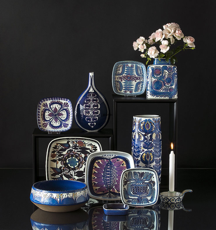 Vase Fayence mit Abstraktem Motiv in Blau, Ausführung Royal Copenhagen Nr. 233-3101