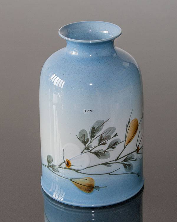 Vase mit Blumen und Zweigen, Royal Copenhagen Nr. 967-3889