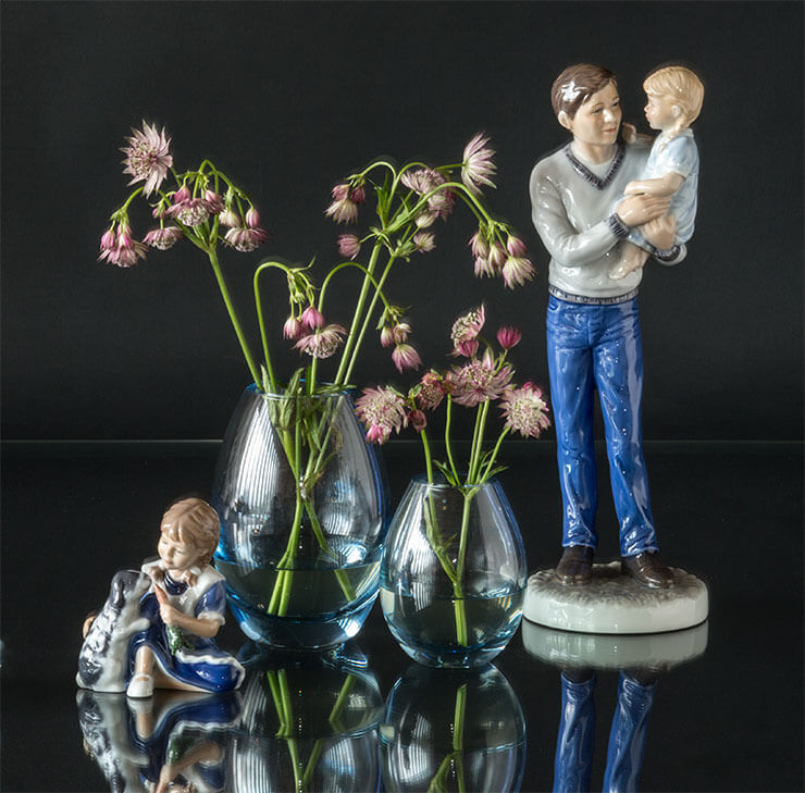 Royal Copenhagen girl with rabbit and dad with daughter and Holmegaard Hellas vases