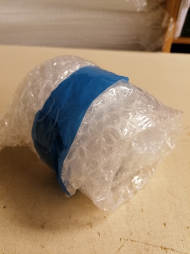 Packing figurines