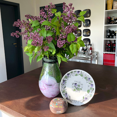 Mischen Sie Neues mit Altem, Porzellan mit Glas, und erhalten Sie einen einzigartigen Ausdruck in Ihrem Zuhause