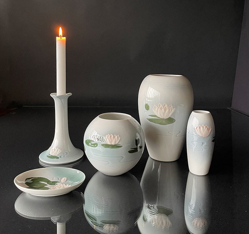 Bing & Groendahl Vasen mit Seerosen