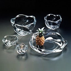 Schale und Schüsseln