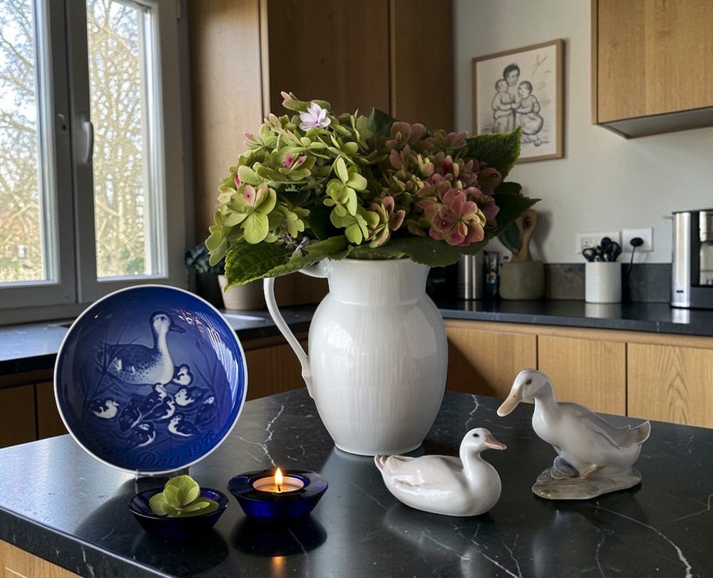 Ente mit Entenküken 1973, Bing & Gröndahl Muttertagsteller